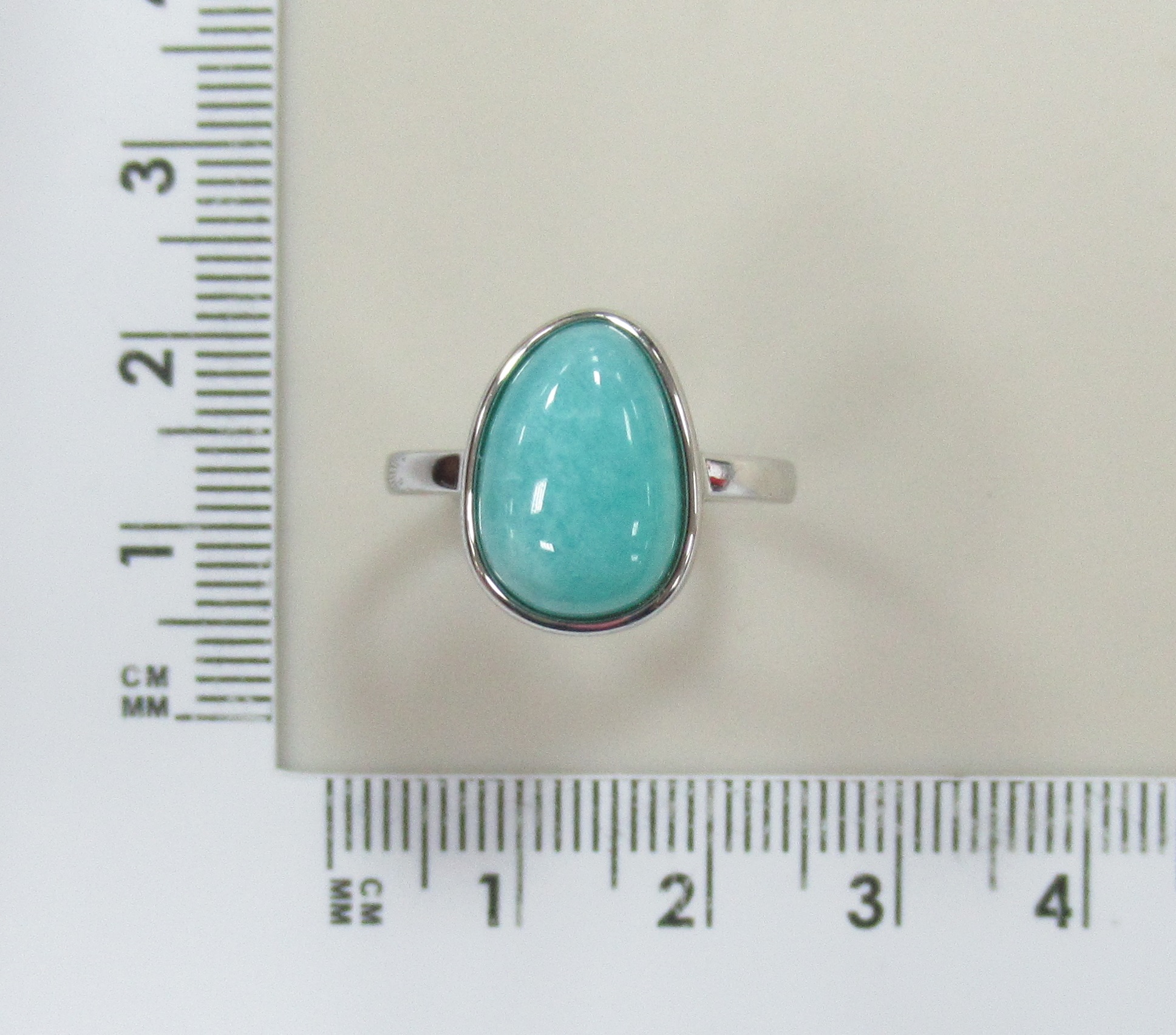 Серебряное кольцо с амазонитом